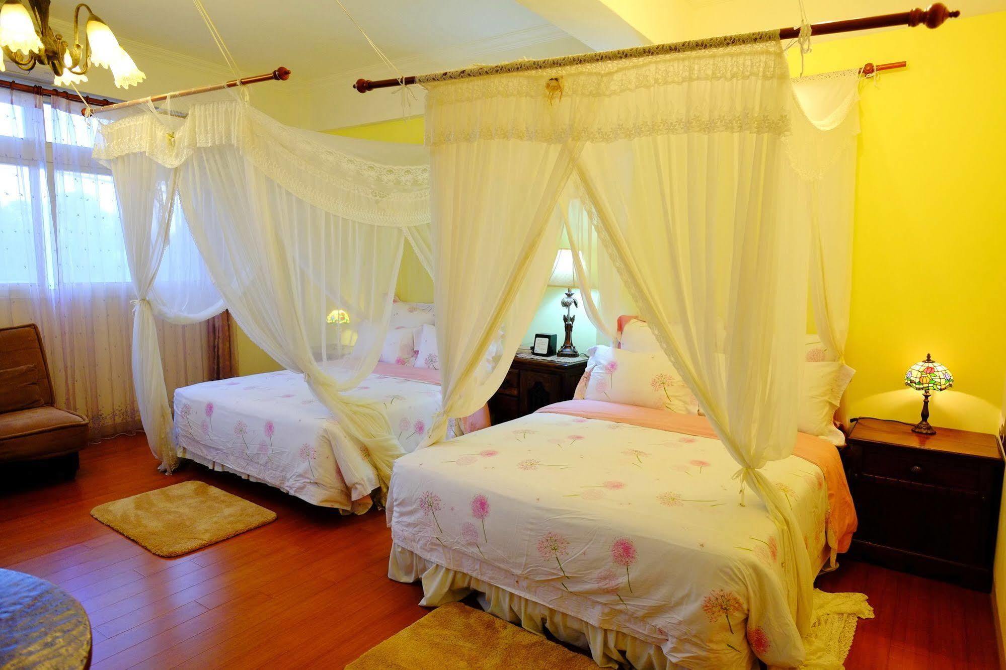Spring Garden Homestay Хуалянь Экстерьер фото